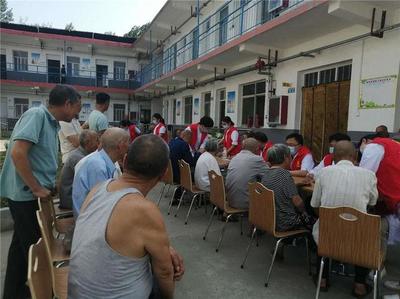 西峡县丁河镇 幸福大院义诊活动送温暖，健康咨询入人心