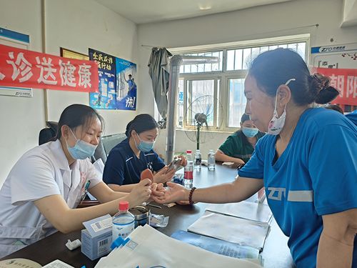 炎炎夏日，致敬“暑”你最美的健康守护者