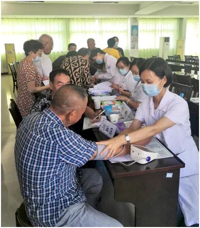 江阴市中医院 庆祝中国农民丰收节，启动“服务百姓健康行动”